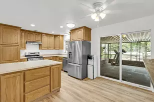 4243 Sloan Dr, North Highlands, CA 95660 - Photo 15