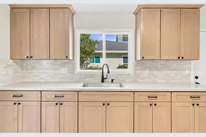 1438 W 19th Street, Merced, CA 95340 - Photo 11