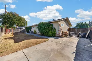 3401 Buccaneer Cir, Sacramento, CA 95826 - Photo 31