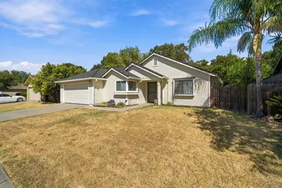 139 Branding Iron Way, Galt, CA 95632 - Photo 3