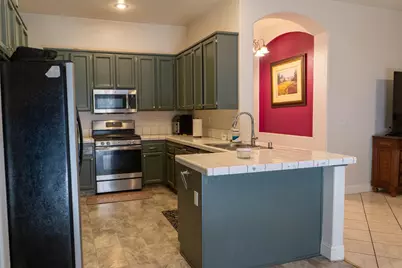 2000 Blackridge Avenue, Sacramento, CA 95835 - Photo 15