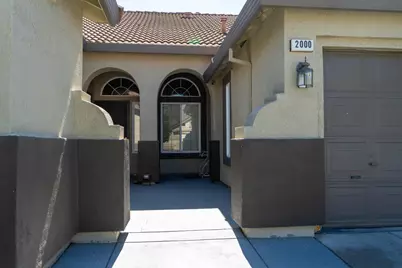2000 Blackridge Avenue, Sacramento, CA 95835 - Photo 3