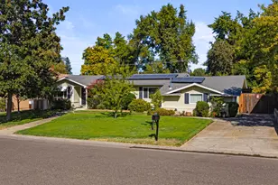 7683 Greenridge Way, Fair Oaks, CA 95628 - Photo 3