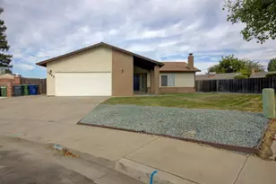 2945 Hughes Ct, Turlock, CA 95382 - Photo 11