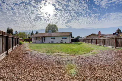 2945 Hughes Court, Turlock, CA 95382 - Photo 15
