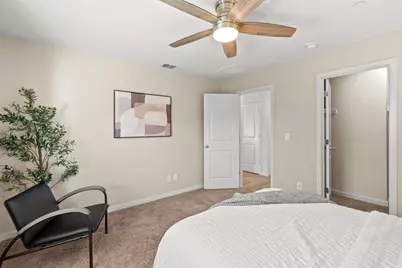 4388 Silver Cedar Lane, Sacramento, CA 95834 - Photo 17
