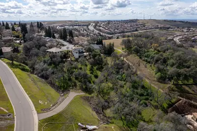 1072 Via Treviso, El Dorado Hills, CA 95762 - Photo 23