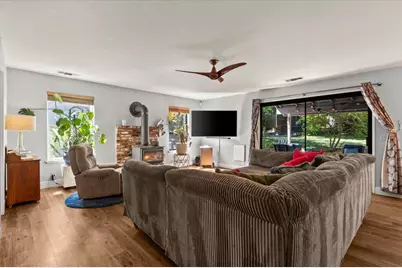 827 Governor Drive, El Dorado Hills, CA 95762 - Photo 19