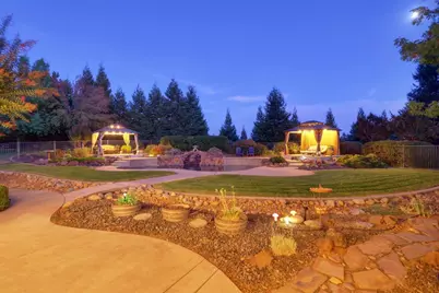9481 Stablegate Road, Wilton, CA 95693 - Photo 11