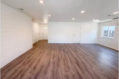 10539 Georgetown Drive, Rancho Cordova, CA 95670 - Photo 3