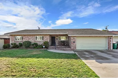 19 N Wellington Way, Lodi, CA 95242 - Photo 1