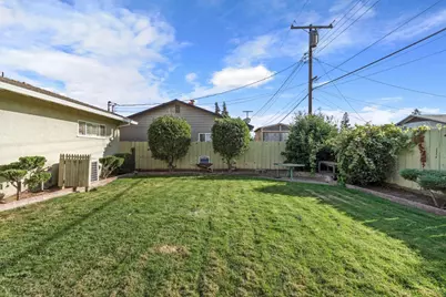 19 N Wellington Way, Lodi, CA 95242 - Photo 37