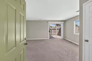 440 Cherry Ln, Manteca, CA 95337 - Photo 5