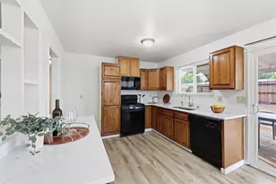 4713 Monet Way, Sacramento, CA 95842 - Photo 9