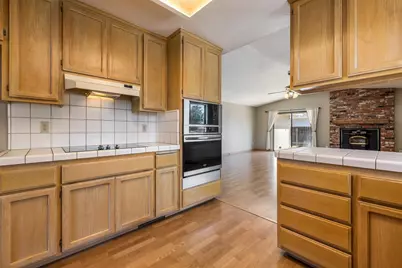 2 N Pinewood Court, Lodi, CA 95242 - Photo 9