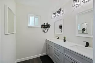 414 E Benjamin Holt Dr, Stockton, CA 95207 - Photo 17