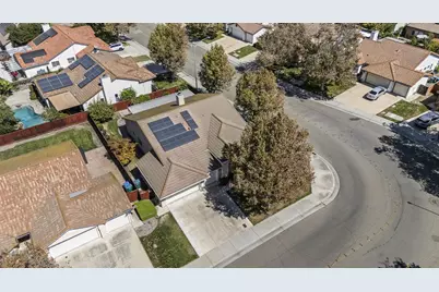 9904 River Oaks Drive, Stockton, CA 95209 - Photo 53