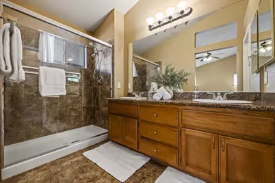 9904 River Oaks Drive, Stockton, CA 95209 - Photo 37