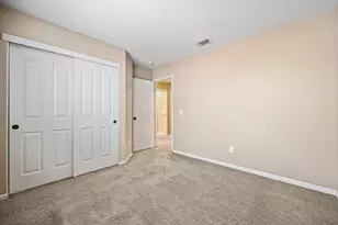 9904 River Oaks Dr, Stockton, CA 95209 - Photo 45