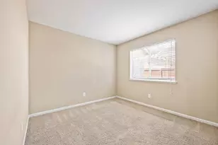 9904 River Oaks Dr, Stockton, CA 95209 - Photo 43