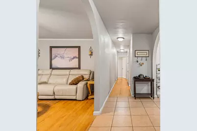 1016 Wolverine Way, Modesto, CA 95355 - Photo 5