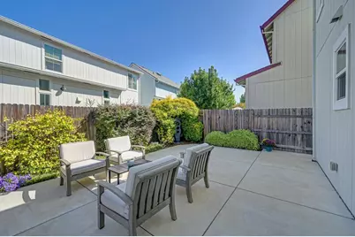 960 Farmhouse Way, Folsom, CA 95630 - Photo 27