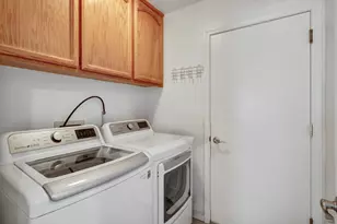 8416 Honey Hill Ct, Antelope, CA 95843 - Photo 43