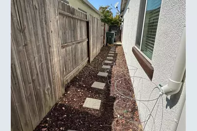 2209 Coryton Lane, Roseville, CA 95747 - Photo 27