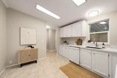 Emperor, Sacramento, CA 95827 - Photo 11