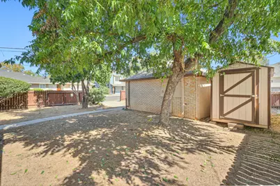 1301 47th Street, Sacramento, CA 95819 - Photo 37