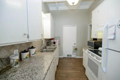 218 Drake Avenue, Modesto, CA 95350 - Photo 7
