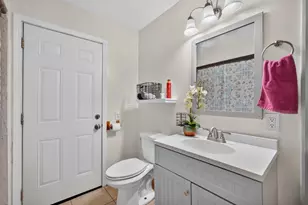 8095 Calle Royale Way, Sacramento, CA 95823 - Photo 11
