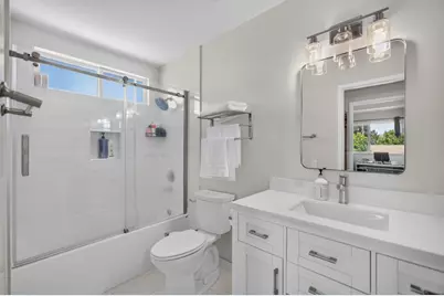 8095 Calle Royale Way, Sacramento, CA 95823 - Photo 25