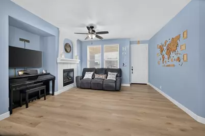 7993 Windgate Way, Sacramento, CA 95828 - Photo 11