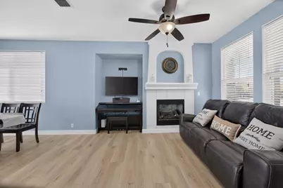 7993 Windgate Way, Sacramento, CA 95828 - Photo 7