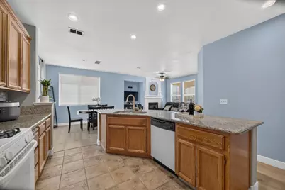 7993 Windgate Way, Sacramento, CA 95828 - Photo 15