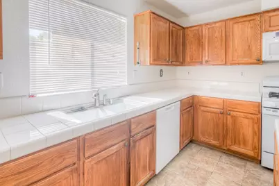 1917 Hillock Court, Rocklin, CA 95765 - Photo 13