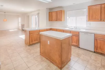 1917 Hillock Court, Rocklin, CA 95765 - Photo 11