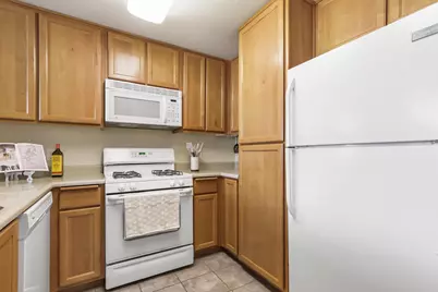 5201 Laguna Oaks Drive #13, Elk Grove, CA 95758 - Photo 15