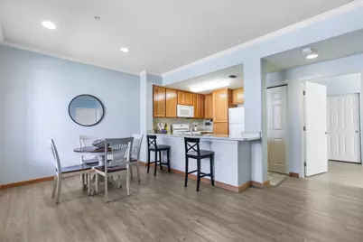 5201 Laguna Oaks Drive #13, Elk Grove, CA 95758 - Photo 9