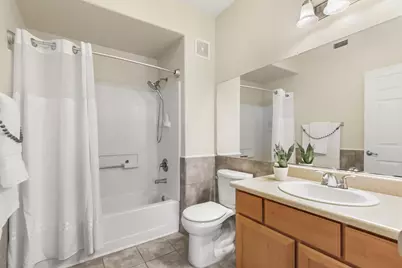 5201 Laguna Oaks Drive #13, Elk Grove, CA 95758 - Photo 23