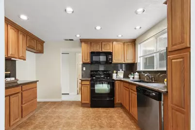 5820 Kahara Court, Sacramento, CA 95822 - Photo 15