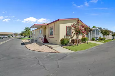 Queen Way #29, Livingston, CA 95334 - Photo 3