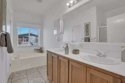 Queen Way #29, Livingston, CA 95334 - Photo 31
