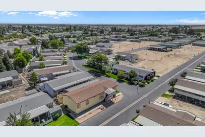 Queen Way #29, Livingston, CA 95334 - Photo 37