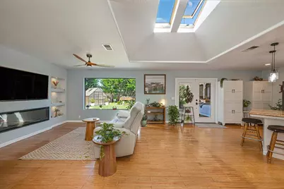 9217 Castlemont Circle, Orangevale, CA 95662 - Photo 11