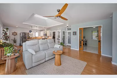 9217 Castlemont Circle, Orangevale, CA 95662 - Photo 3