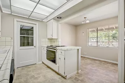 7241 Raintree Drive, Citrus Heights, CA 95621 - Photo 17