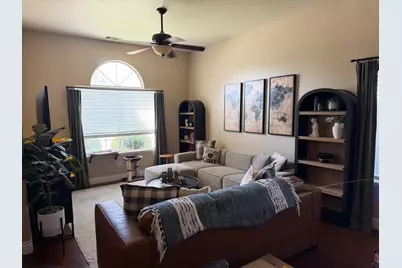 1390 Ranch House, Oakdale, CA 95361 - Photo 5