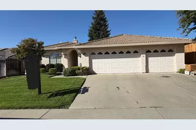 1390 Ranch House, Oakdale, CA 95361 - Photo 1